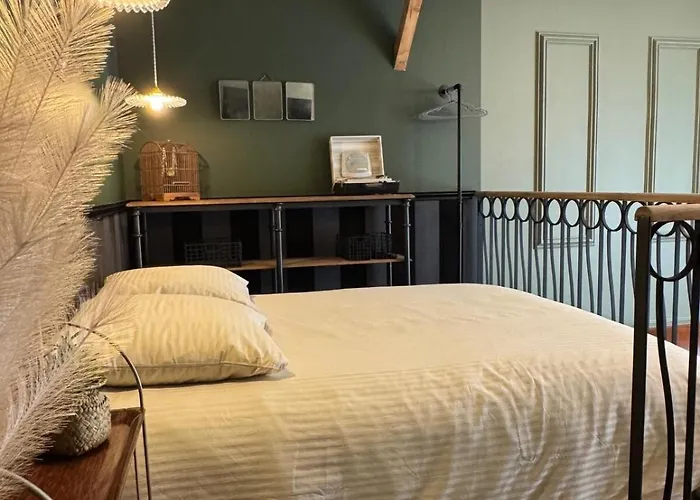 Le Petit Berthelot Au Coeur De *